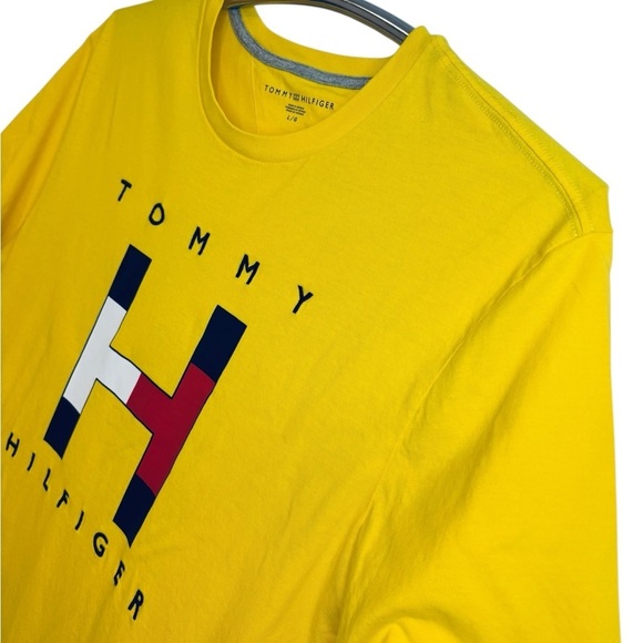 Tommy Hilfiger Yellow Men's H Logo T-Shirt, Size L - Picture 3 of 9